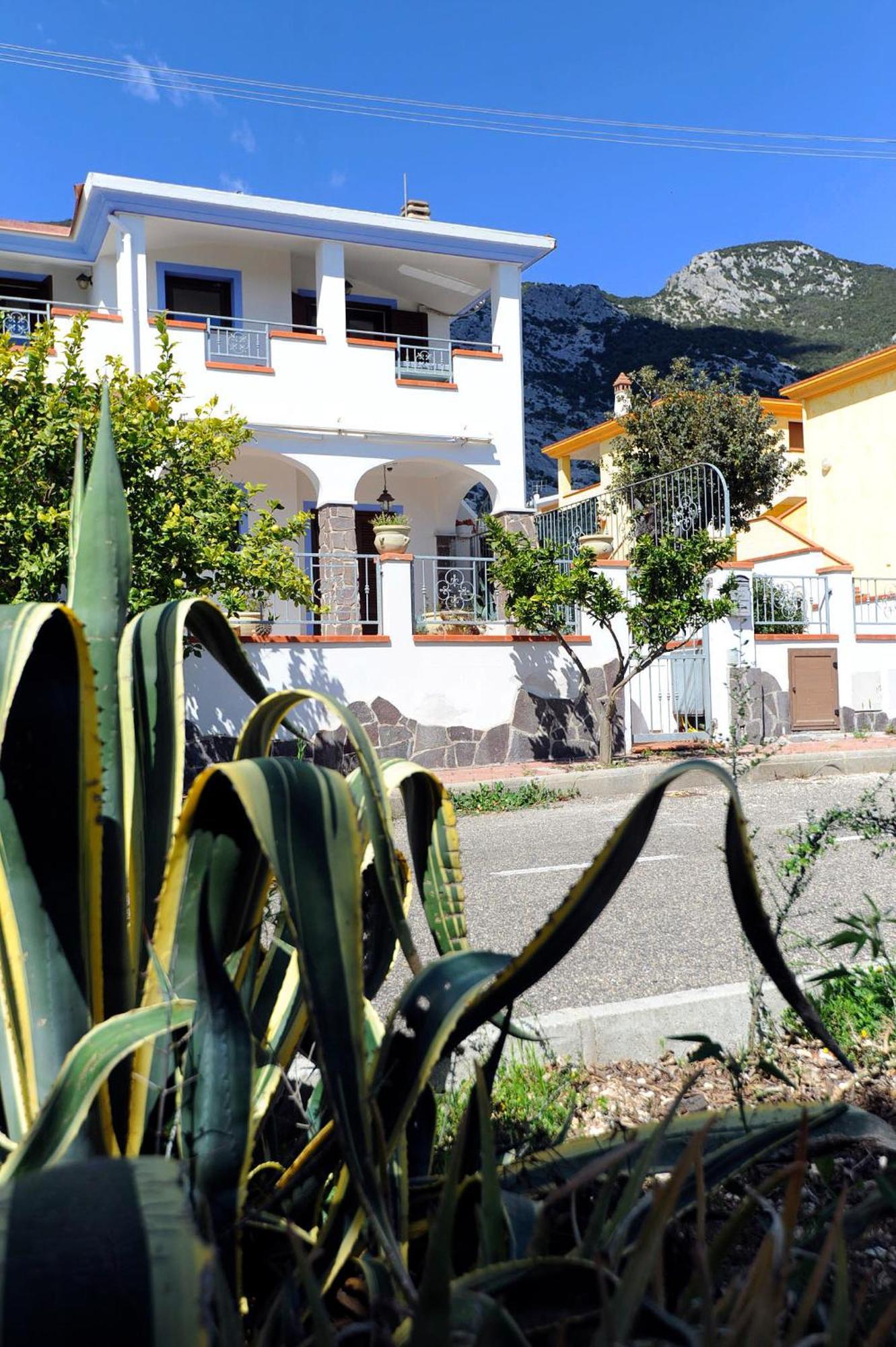 Suite Torrigiani Cala Gonone Ngoại thất bức ảnh